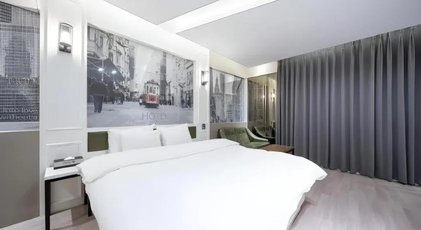 Bed in Pohang Hotel View