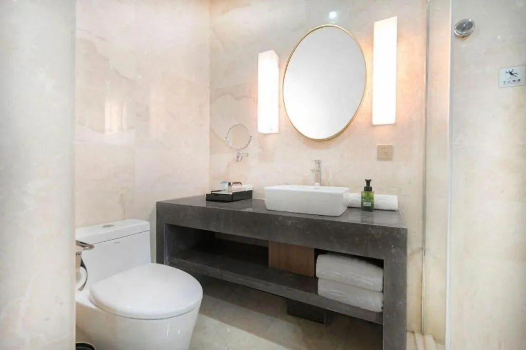 Hundred Hotel Qingdao