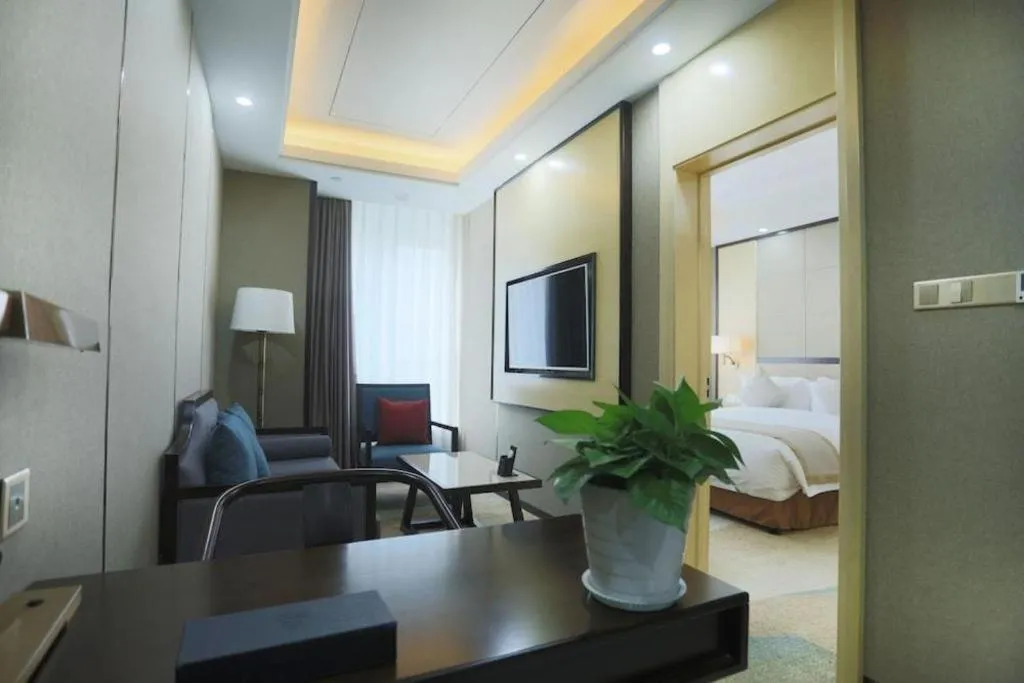 Bed in Hundred Hotel Qingdao