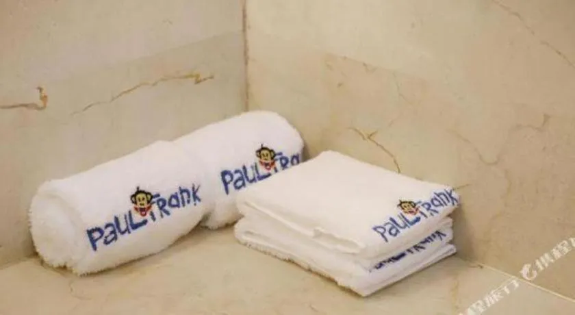 Bed in Hundred Hotel Qingdao