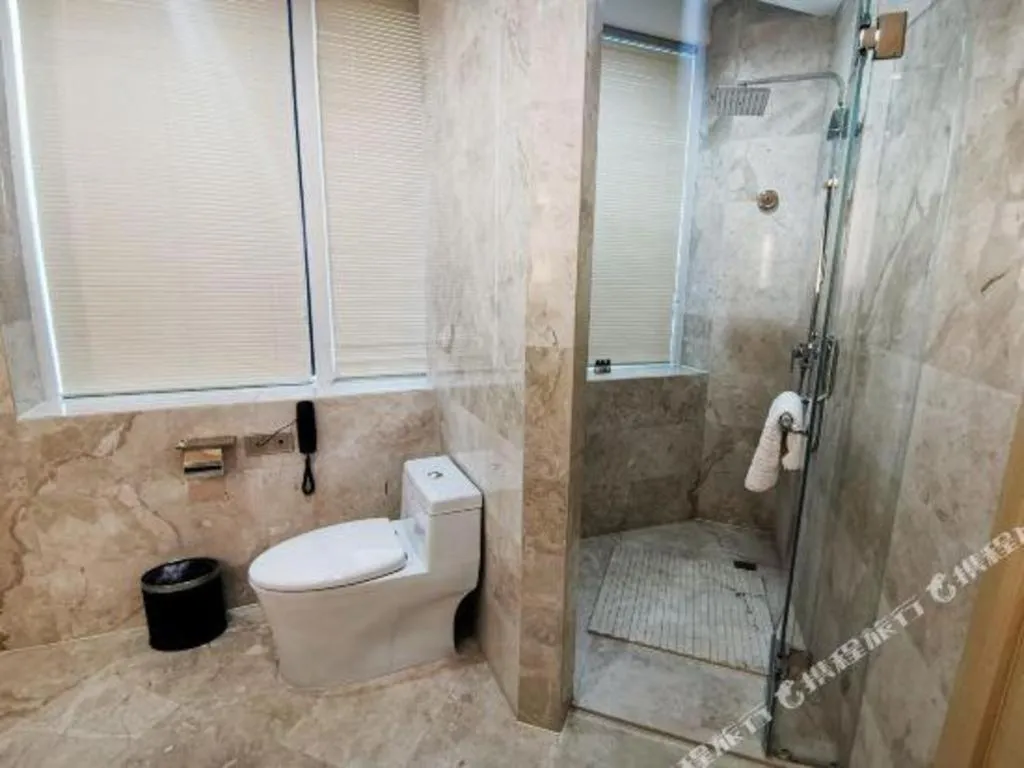 Hundred Hotel Qingdao