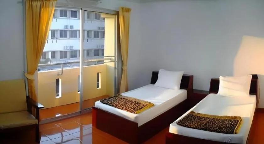 Bed in Chanthanee Hotel