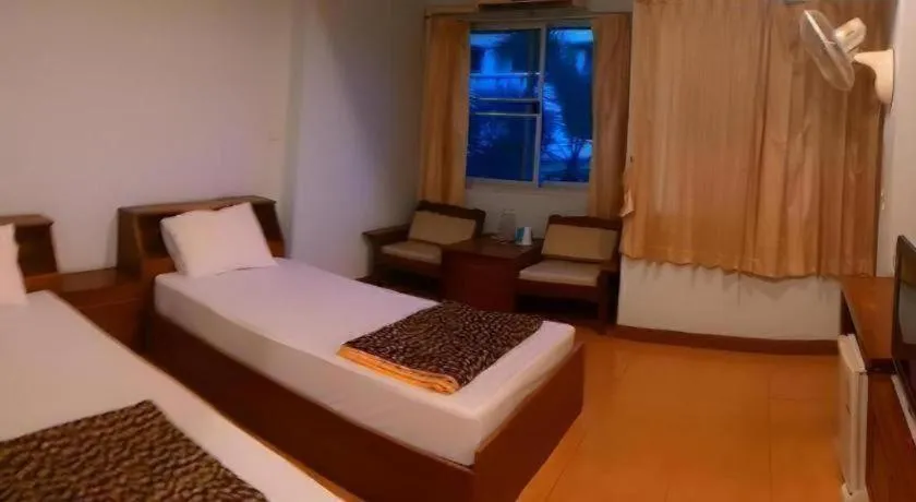 Bed in Chanthanee Hotel