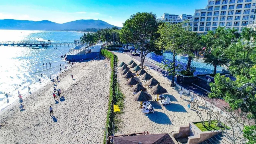 Ocean View Resort Yalong Bay