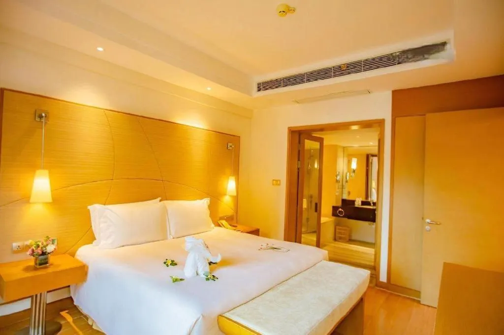 Bed in Ocean View Resort Yalong Bay