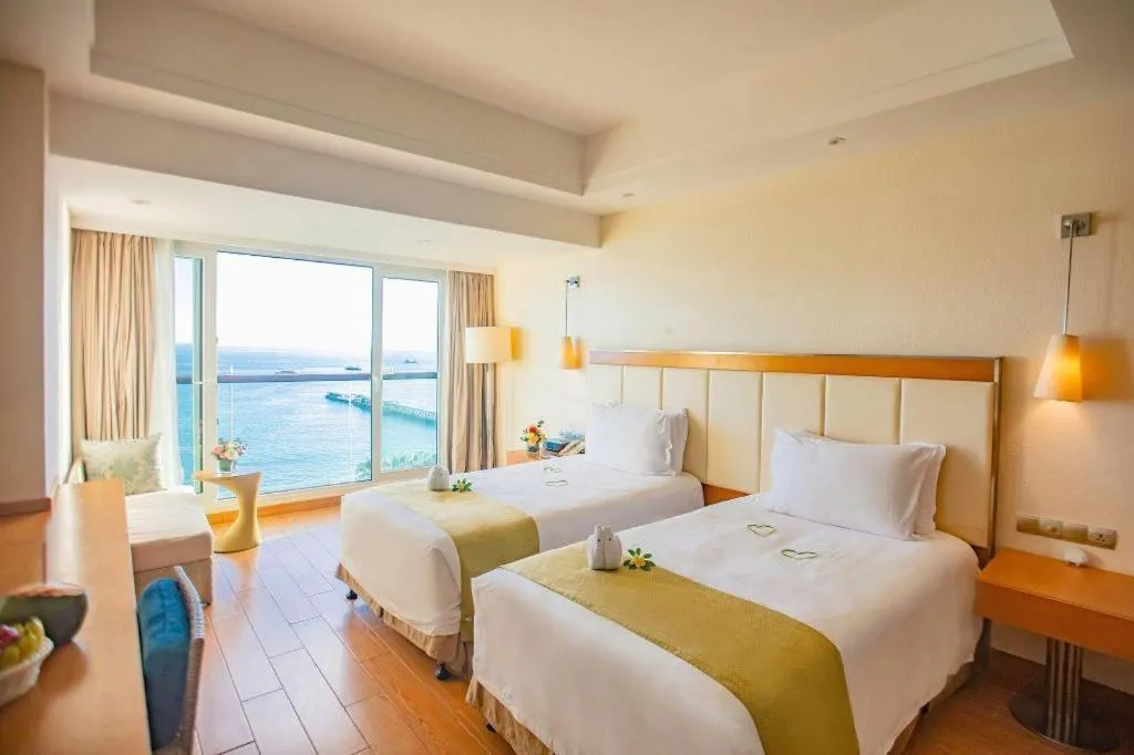 Bed in Ocean View Resort Yalong Bay