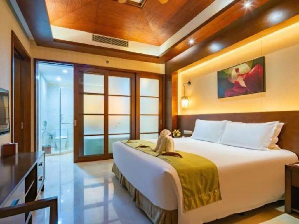 Bed in Ocean View Resort Yalong Bay