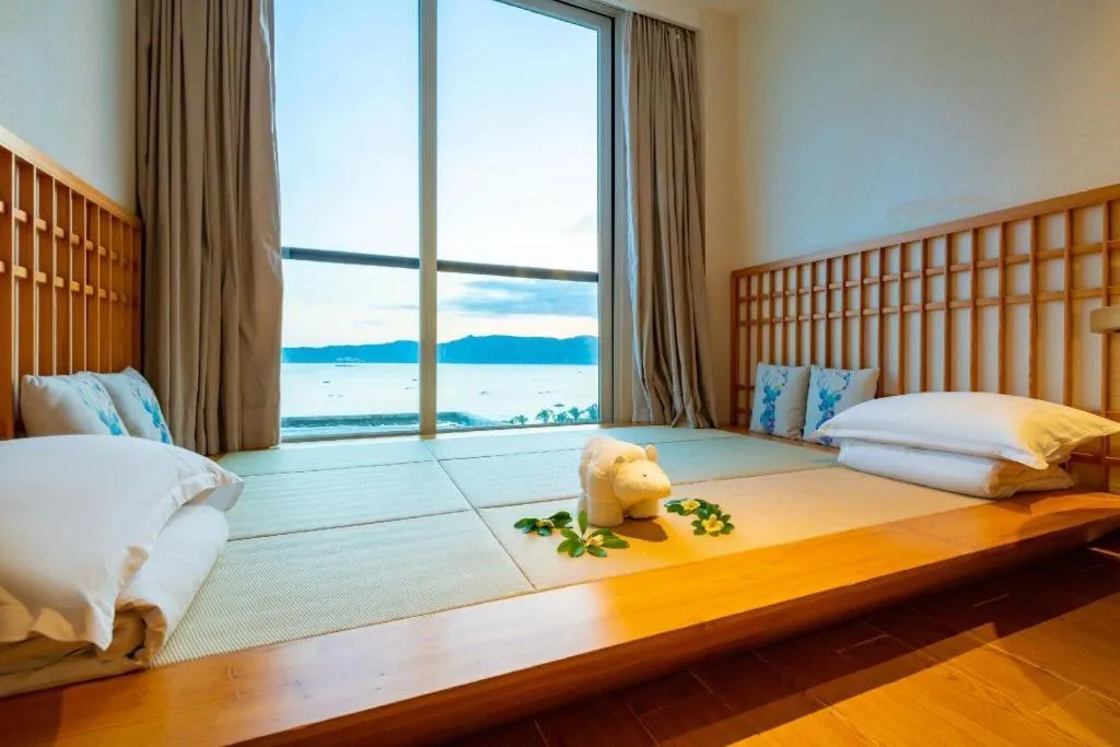 Bed in Ocean View Resort Yalong Bay
