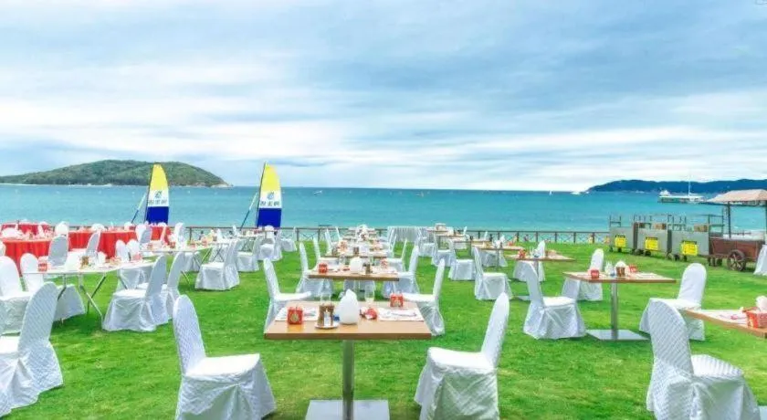 Ocean View Resort Yalong Bay