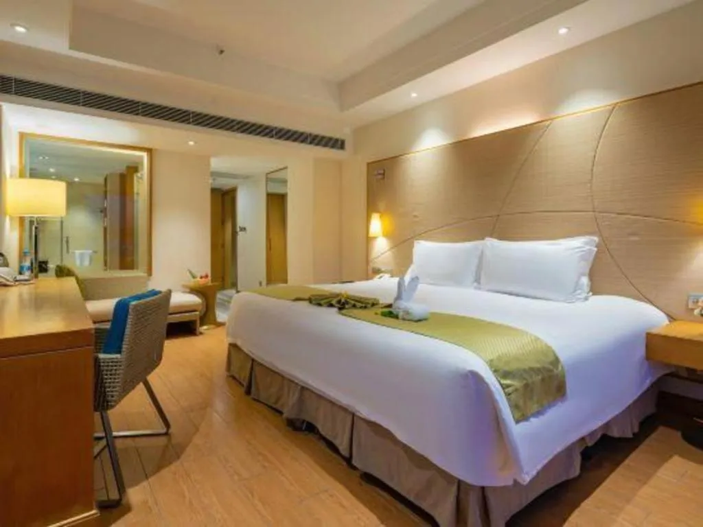 Bed in Ocean View Resort Yalong Bay