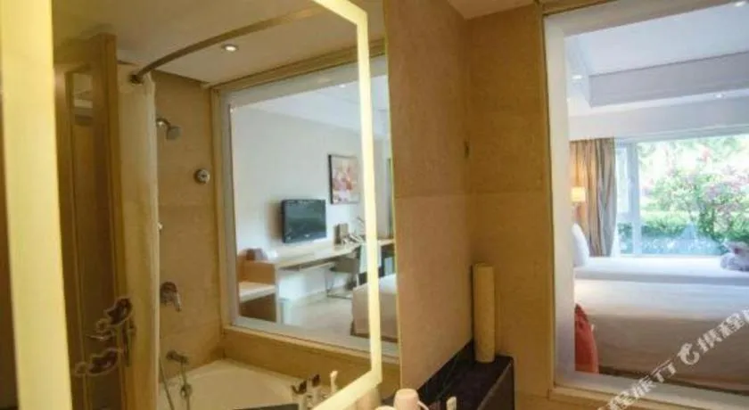 Bed in Ocean View Resort Yalong Bay