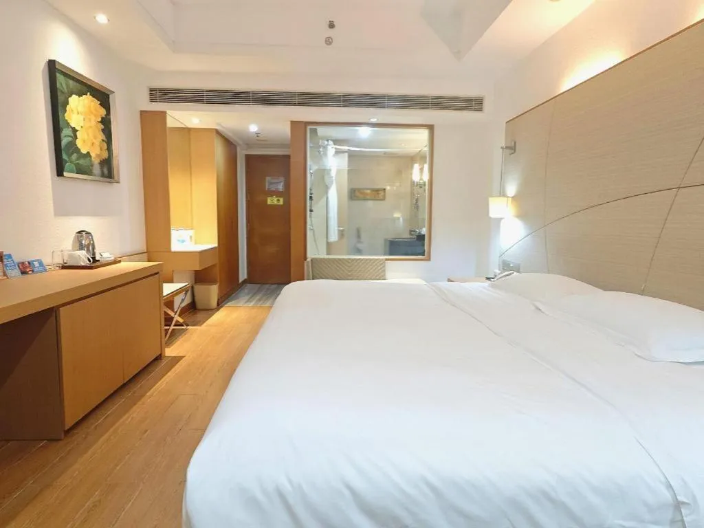 Bed in Ocean View Resort Yalong Bay