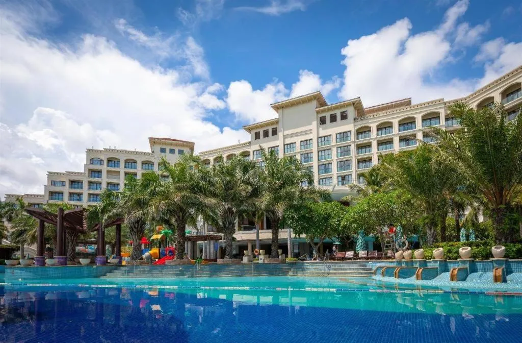 Ocean View Resort Yalong Bay