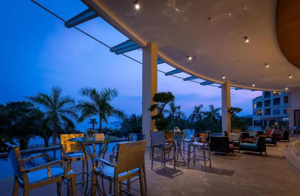 Ocean View Resort Yalong Bay