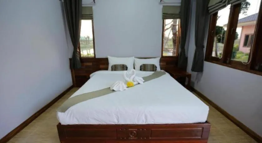 Bed in Baan Home Resort