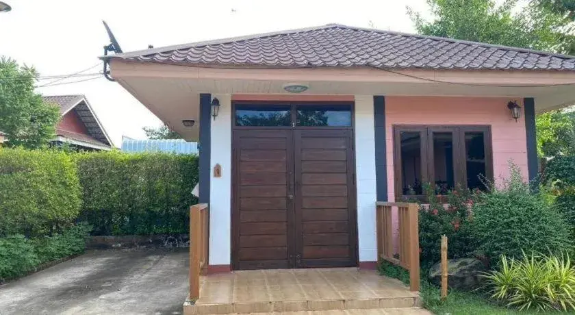 Baan Home Resort Baan Home Resort