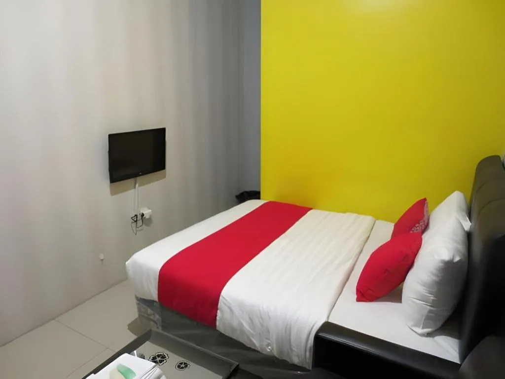 Bed in The Grand Palace Resident