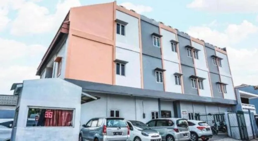 The Grand Palace Resident