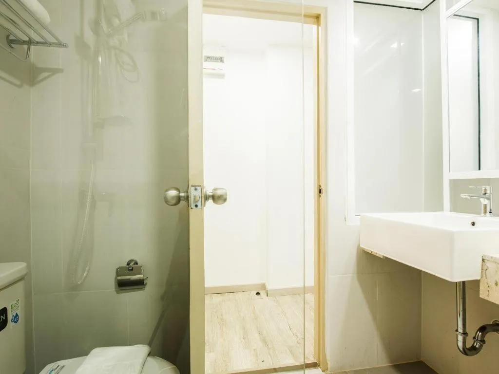 B2 Phrae Boutique and Budget Hotel