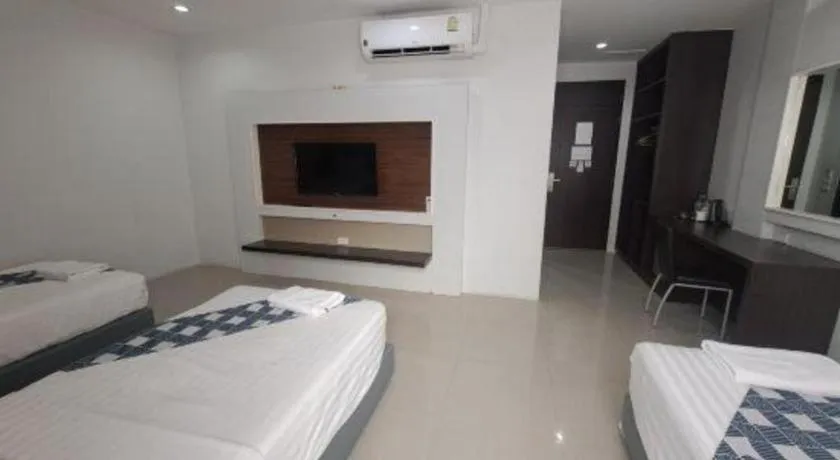 Bed in S-Tawan Hotel & Convention