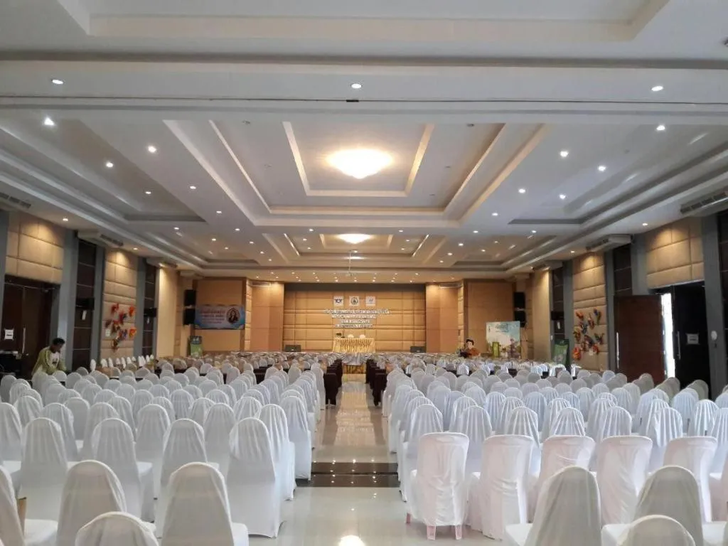 S-Tawan Hotel & Convention