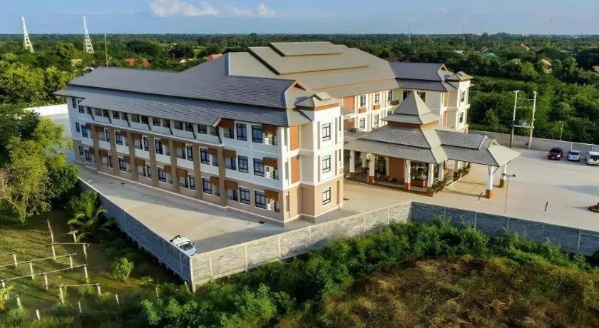 S-Tawan Hotel & Convention