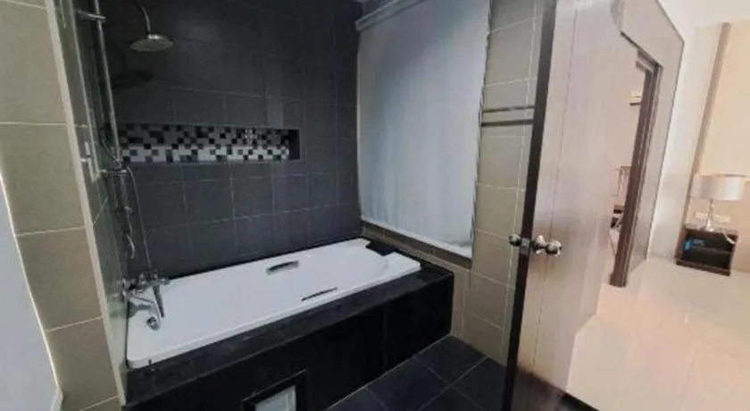 S-Tawan Hotel & Convention