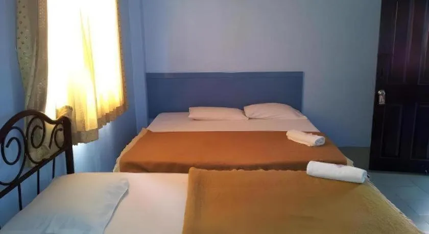 Bed in Centaur Inn Hotel