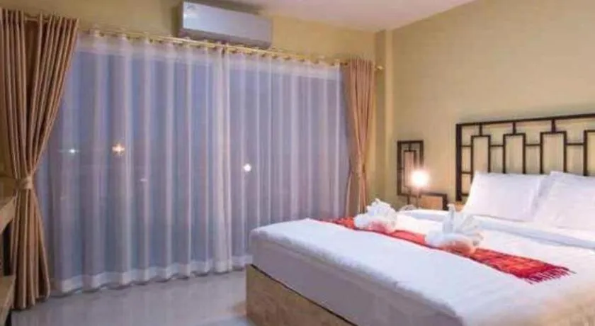 Bed in Bees Smile Hotel