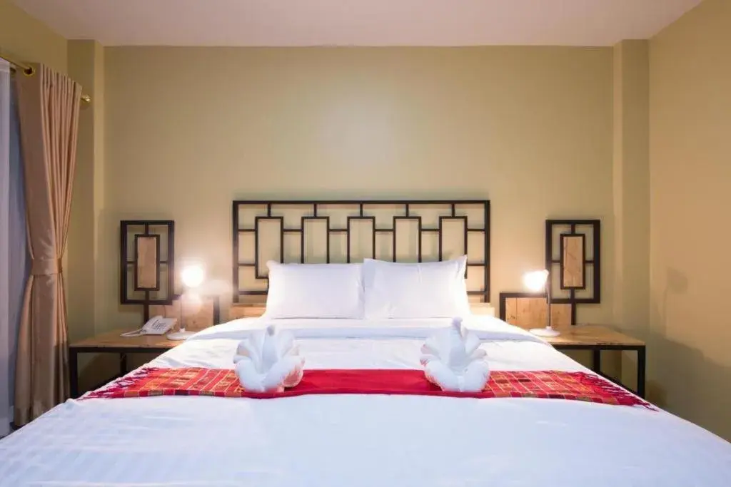 Bed in Bees Smile Hotel Bed in Bees Smile Hotel