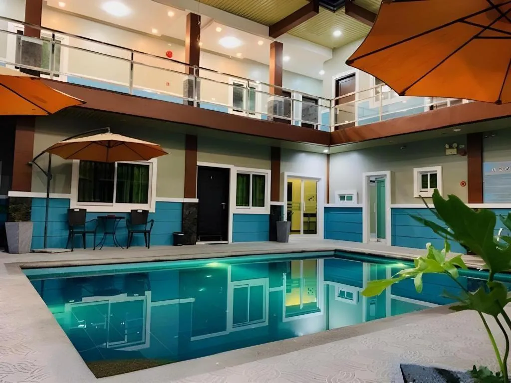 Jo Carter's Hotel & Suites Angeles City