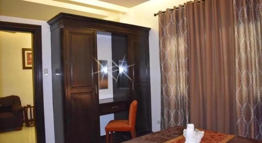 Jo Carter's Hotel & Suites Angeles City