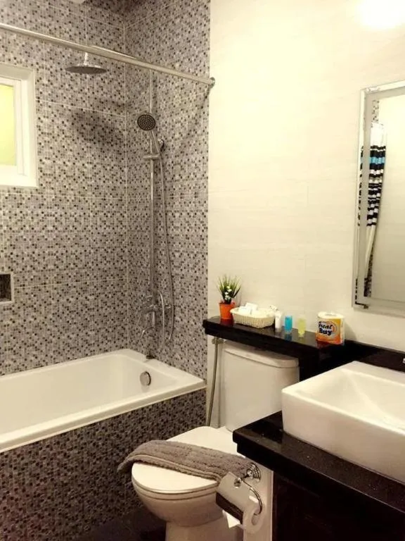 Jo Carter's Hotel & Suites Angeles City