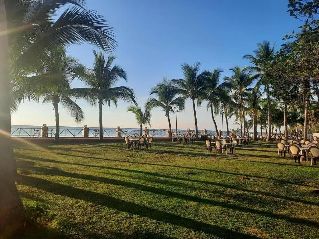 Lago de Oro Lago de Oro