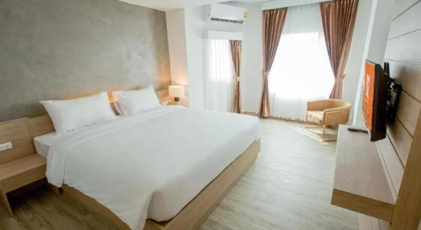 Bed in B2 Nakhonsawan Premier Hotel