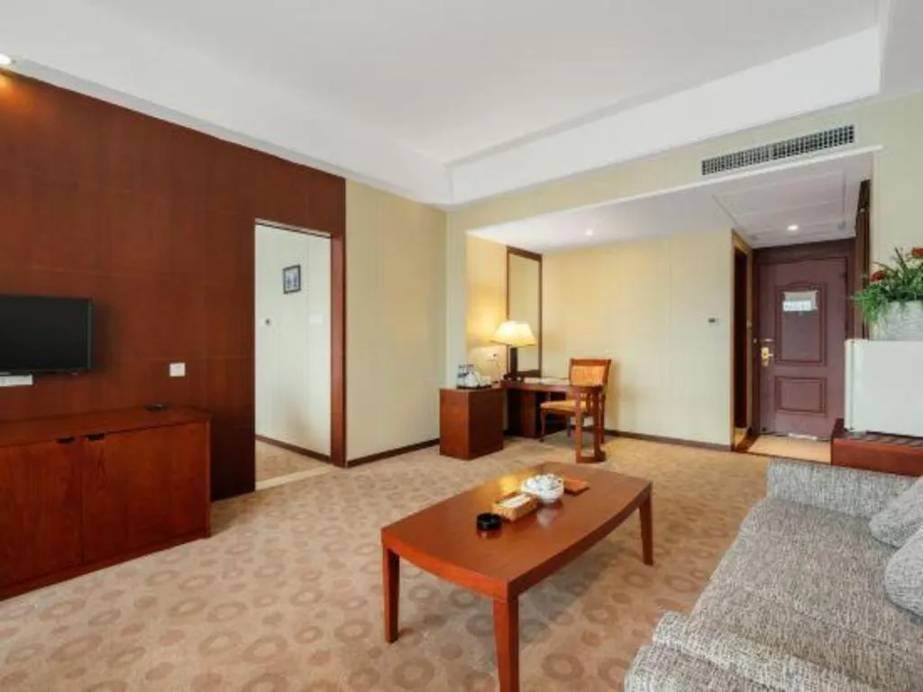 Longyan Capital International Hot Spring Resort