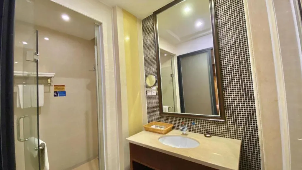 Longyan Capital International Hot Spring Resort