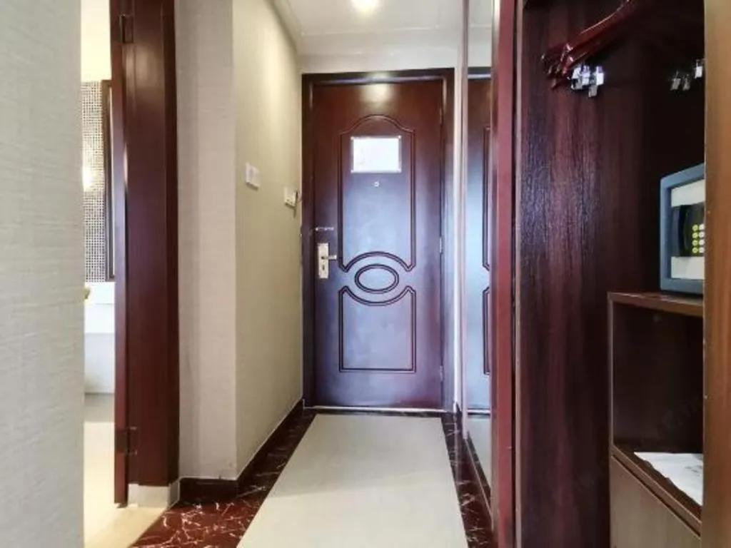 Longyan Capital International Hot Spring Resort