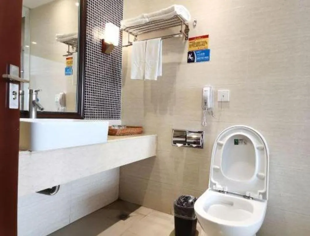 Longyan Capital International Hot Spring Resort