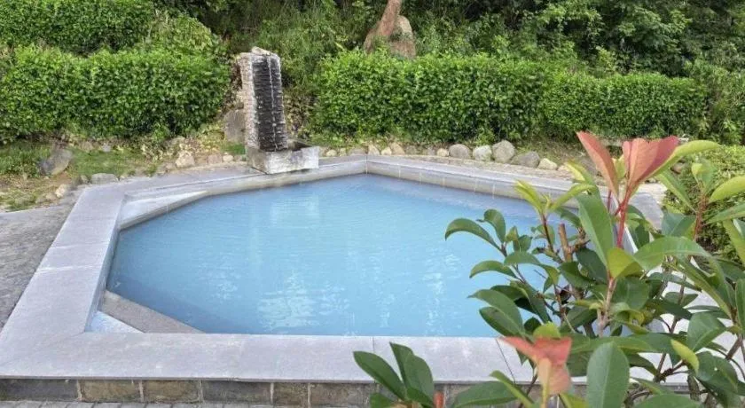 Longyan Capital International Hot Spring Resort