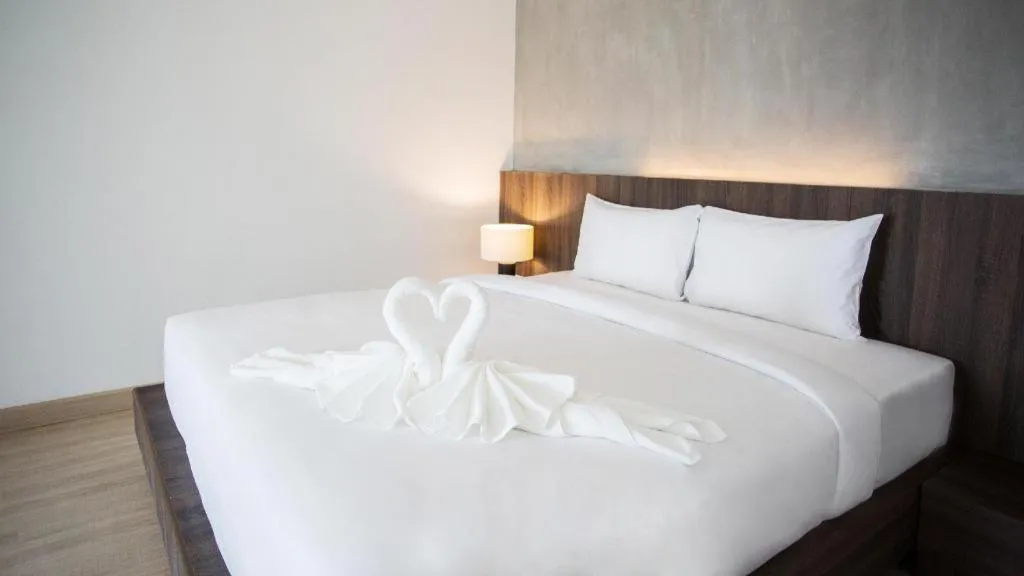 Bed in B2 Hat Yai Premier Hotel