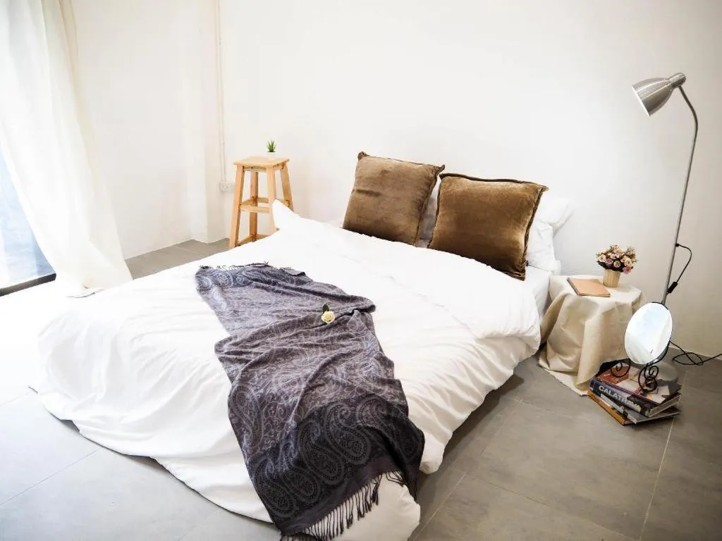 Bed in Unyak Room Ayutthaya