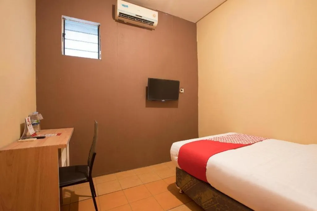 OYO 298 Gemilang Guesthouse