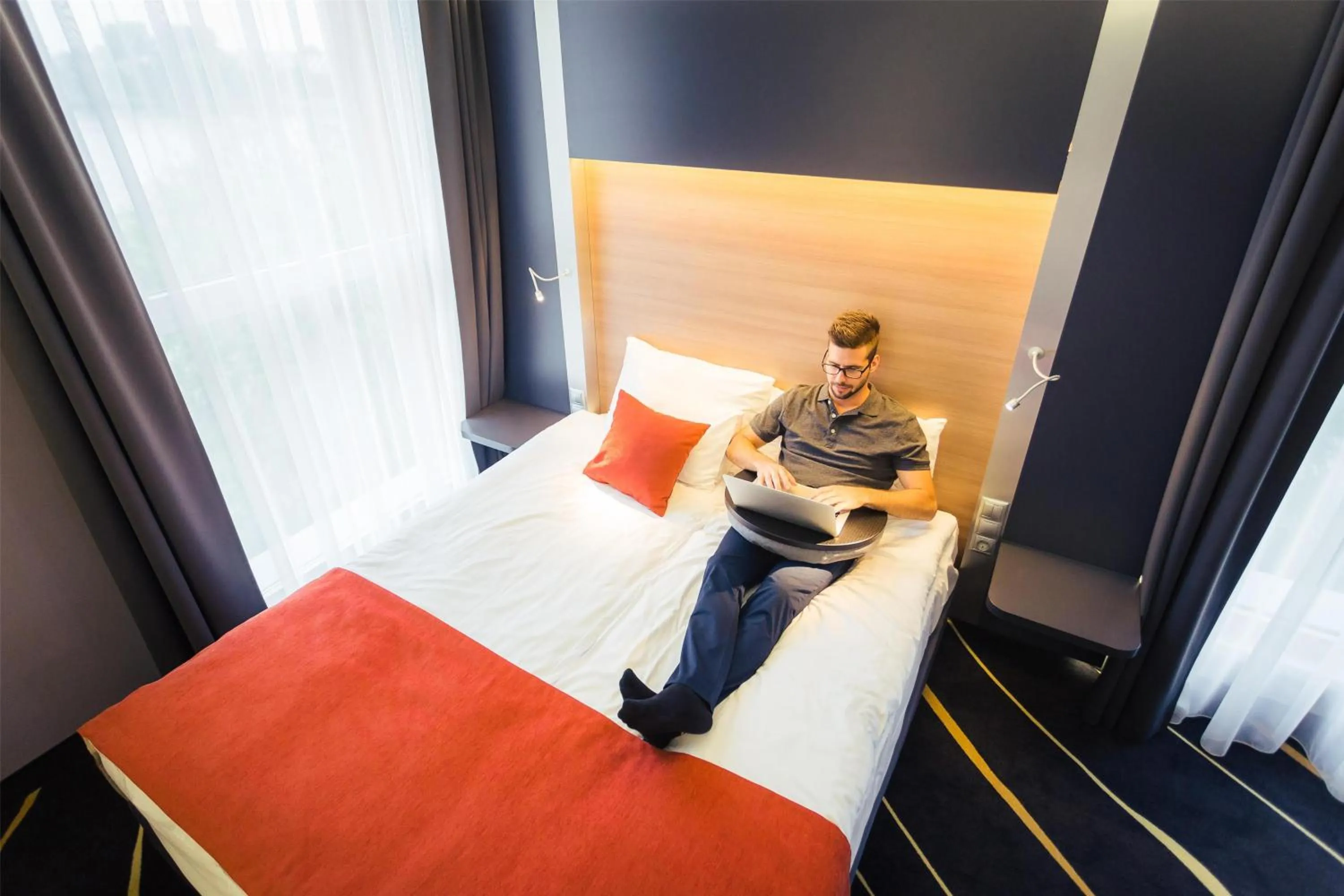 Bedroom, Bed in Best Western Plus Lakeside Hotel