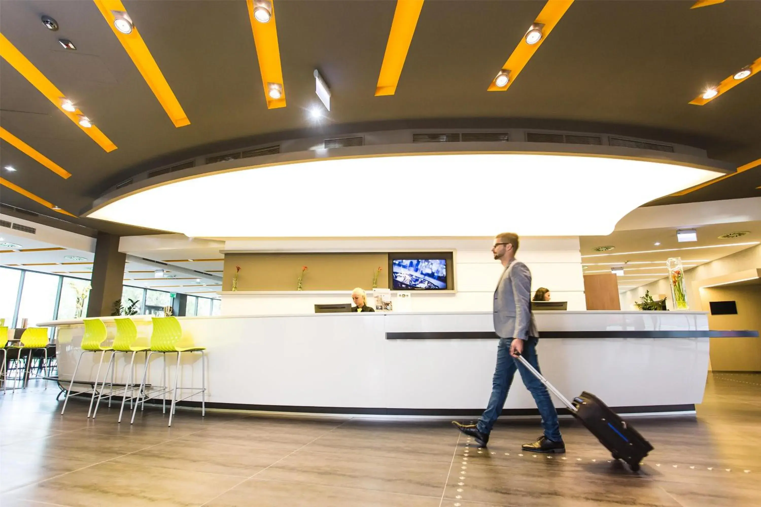 Lobby or reception in Best Western Plus Lakeside Hotel Lobby or reception in Best Western Plus Lakeside Hotel