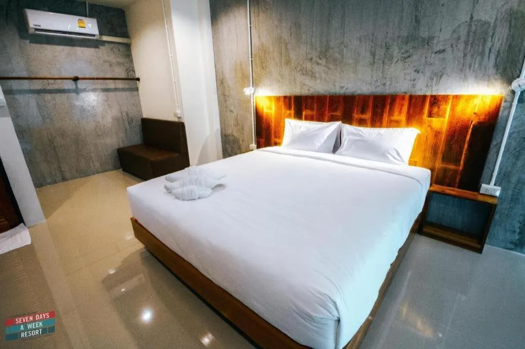 Bed in Seven Days a Week Resort