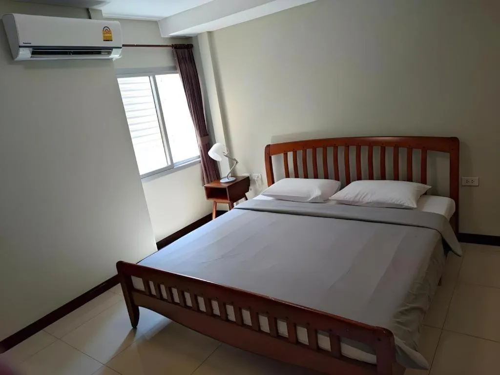 Bed in Sunflower Place