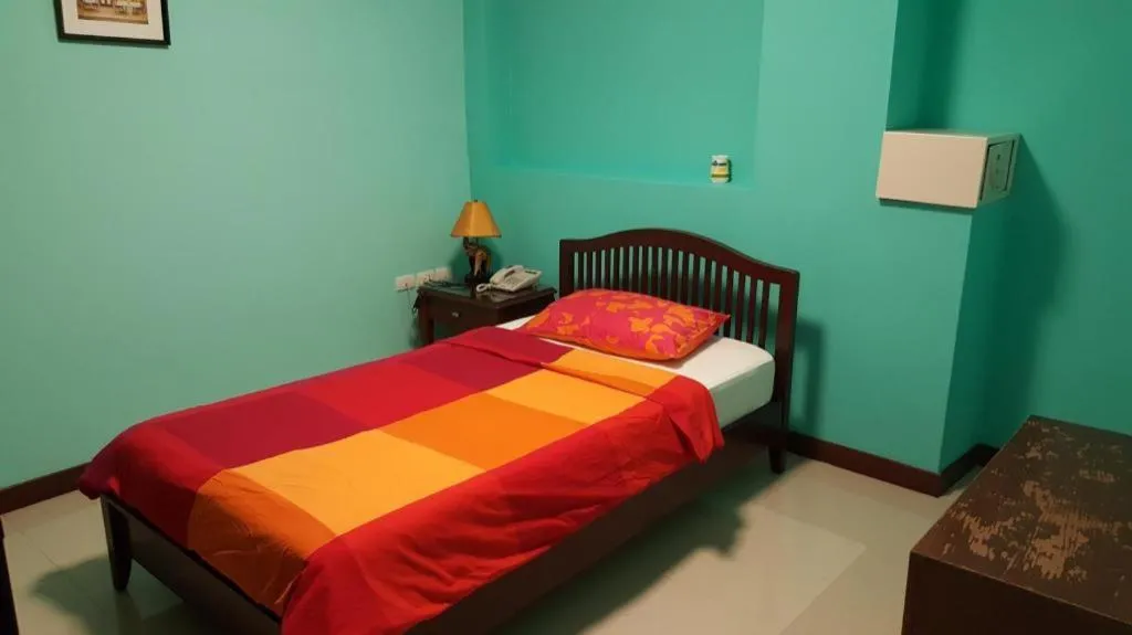 Bed in Sunflower Place