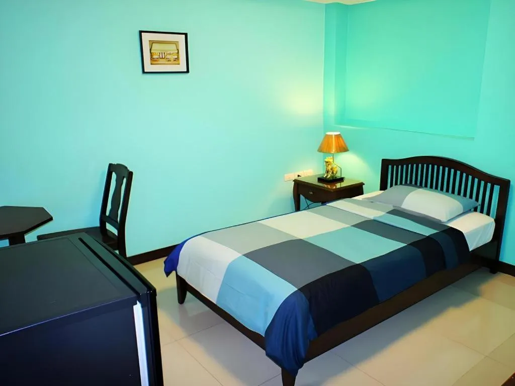 Bed in Sunflower Place