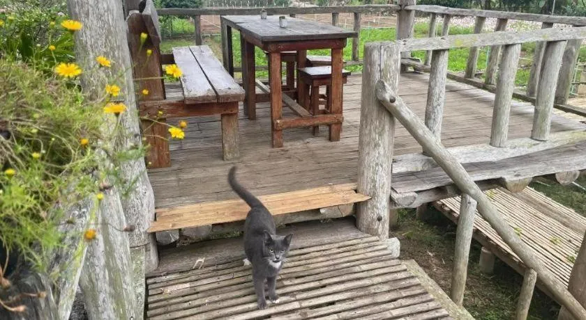 Nai Khun Khao Resort